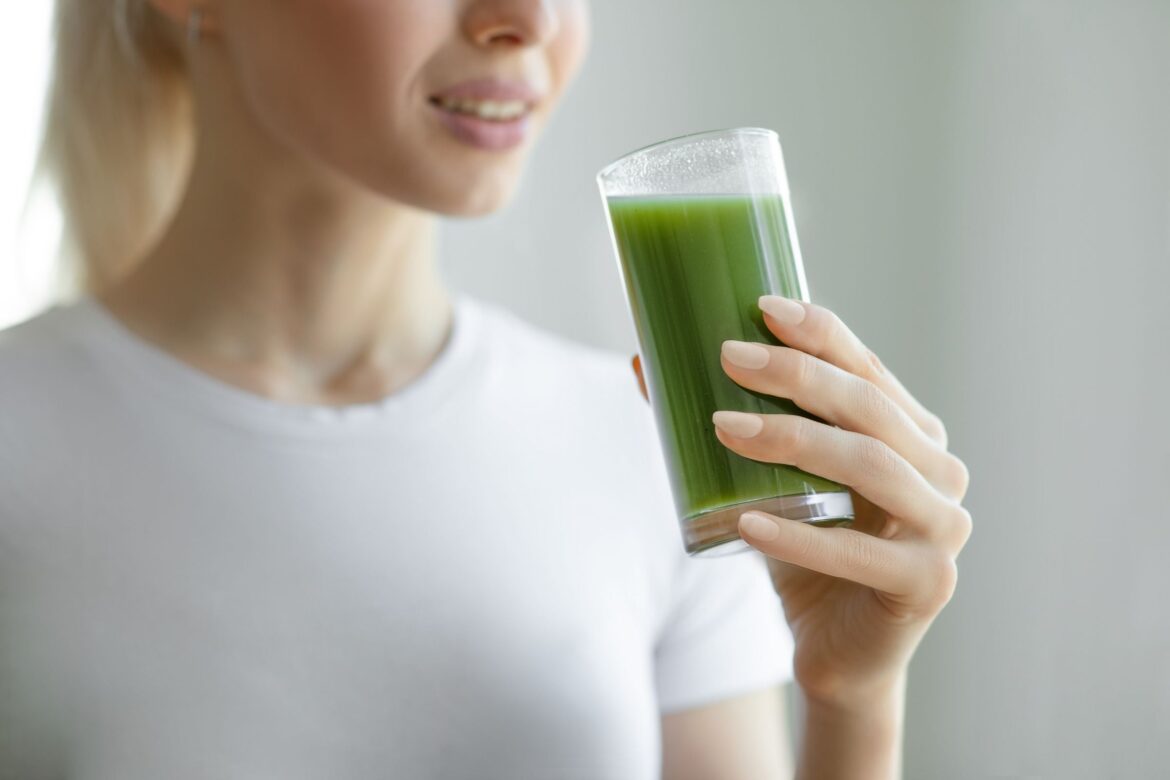 From Plate to Perfect Skin: The Top 5 Delicious and Nutritious Foods for a Naturally Radiant Glow!